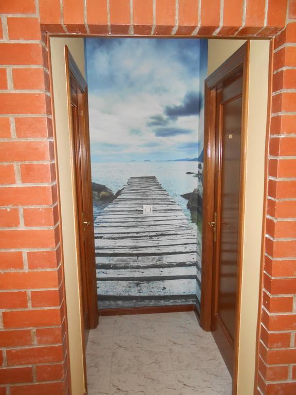 Hostal Restaurante El Abuelo Trobajo Del Camino Exteriér fotografie