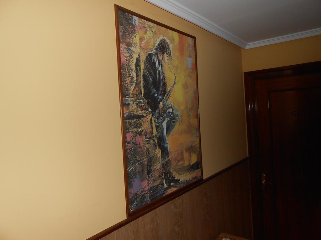 Hostal Restaurante El Abuelo Trobajo Del Camino Exteriér fotografie