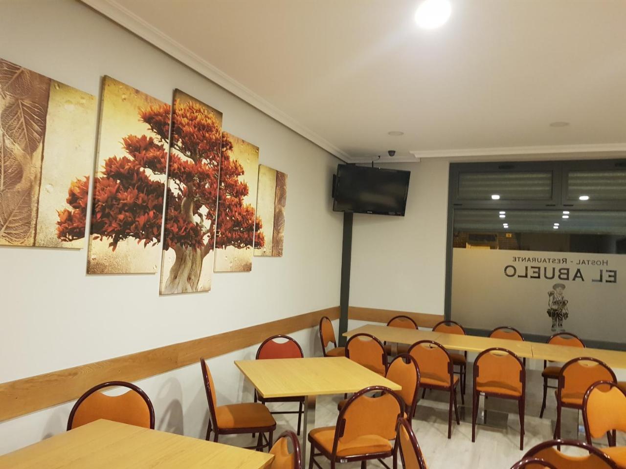 Hostal Restaurante El Abuelo Trobajo Del Camino Exteriér fotografie